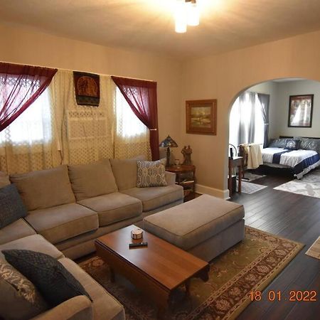 Bungalow In Bloom French Lick Esterno foto